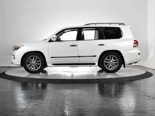 2013 Lexus LX 570 Base