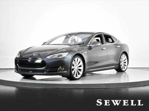 2015 Tesla Model S 85D