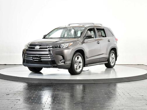 2017 Toyota Highlander Limited