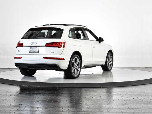 2019 Audi Q5 45 Premium