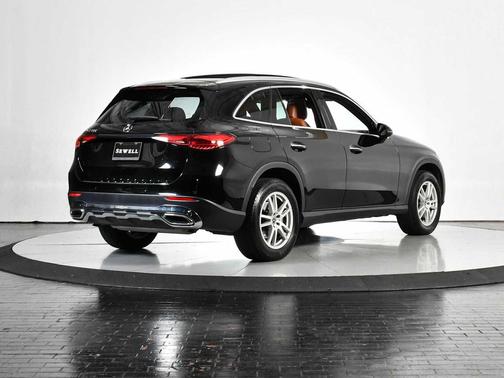 2023 Mercedes-Benz GLC 300 Base
