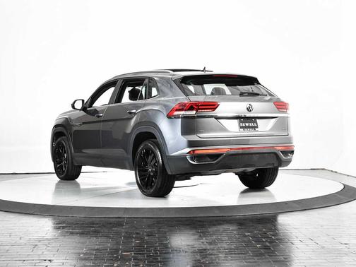 2023 Volkswagen Atlas Cross Sport 2.0T SE w/Technology 4MOTION