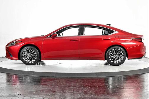 2024 Lexus ES 350 Luxury