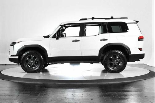 Eminent White Pearl 2024 Lexus GX 550 Overtrail