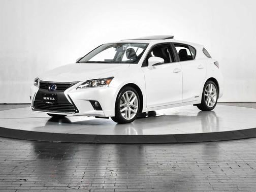 Eminent White Pearl 2017 Lexus CT 200h Base