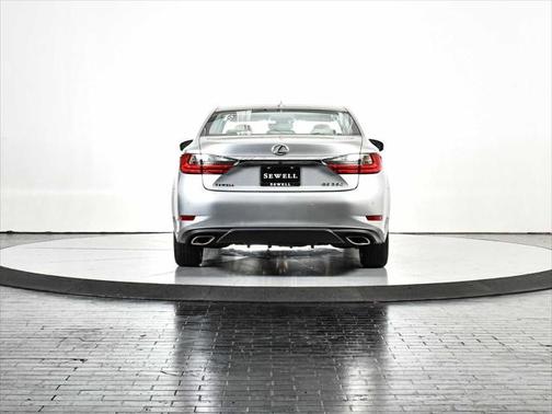 2017 Lexus ES 350 Base