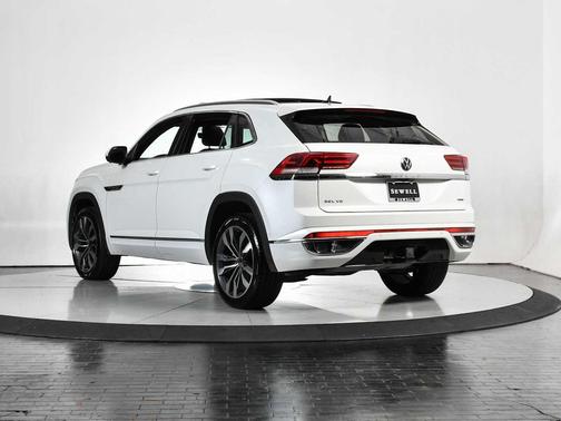 2023 Volkswagen Atlas Cross Sport 3.6L V6 SEL Premium R-Line