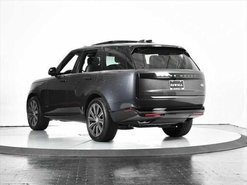 2023 Land Rover Range Rover P530 SE