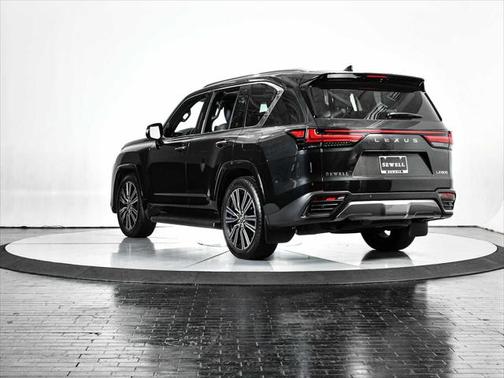 2024 Lexus LX 600 Luxury