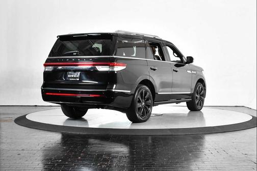 2022 Lincoln Navigator Reserve