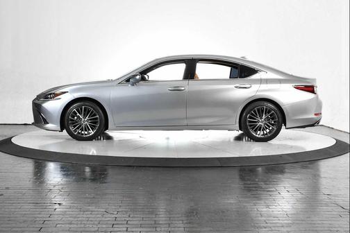2022 Lexus ES 350 Base