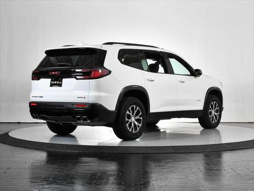 2024 GMC Acadia AWD AT4