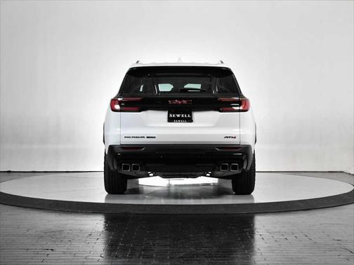 2024 GMC Acadia AWD AT4