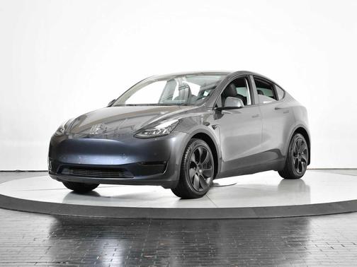 2022 Tesla Model Y Long Range Dual Motor All-Wheel Drive
