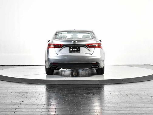 2017 Toyota Avalon Touring