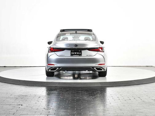 2025 Lexus ES 350 Base
