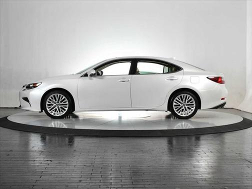 2016 Lexus ES 350 Base