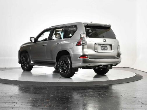 2023 Lexus GX 460 Premium