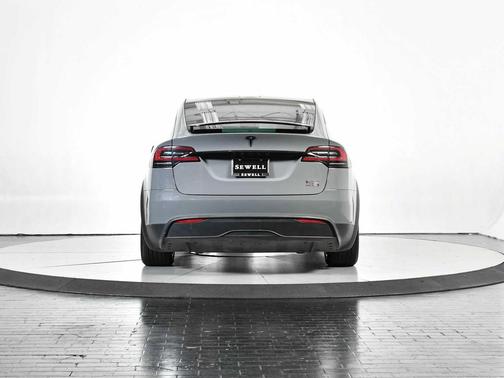 2022 Tesla Model X Plaid Tri Motor All-Wheel Drive