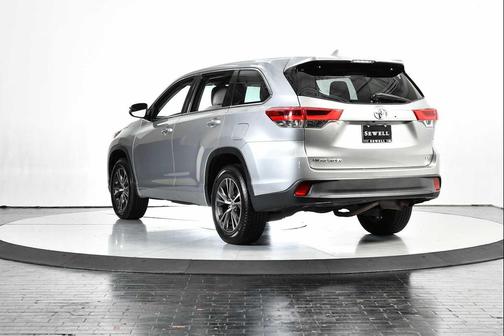 2017 Toyota Highlander LE Plus