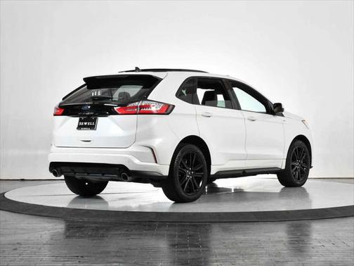 2021 Ford Edge ST Line