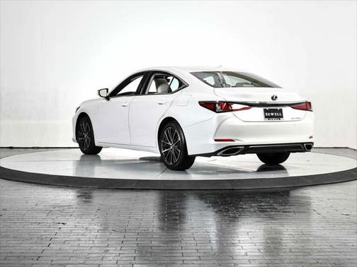 2024 Lexus ES 350 Base