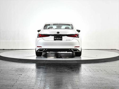 2024 Lexus ES 350 Base
