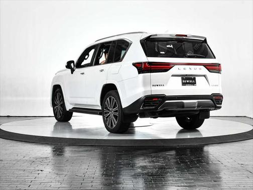 2023 Lexus LX 600 Luxury