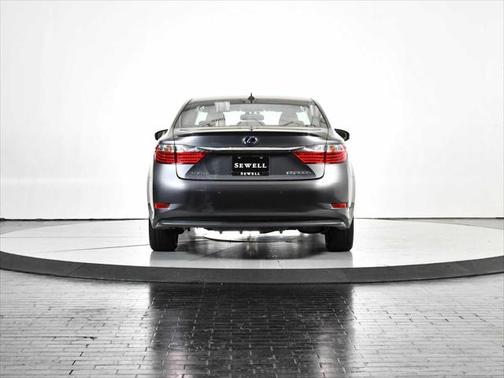 2013 Lexus ES 300h Base