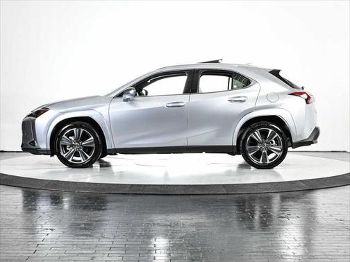 2025 Lexus UX 300h Premium