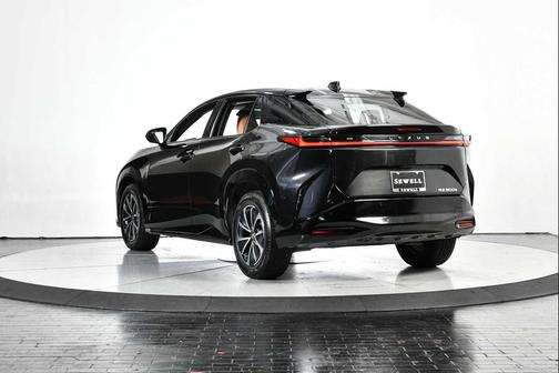 2024 Lexus RZ 300e Premium