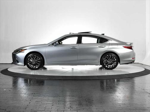 2024 Lexus ES 350 Ultra Luxury