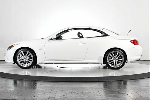 2014 INFINITI Q60 Base