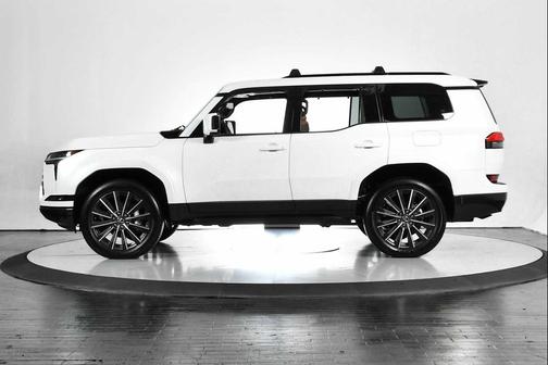 Eminent White Pearl 2025 Lexus GX 550 Luxury+