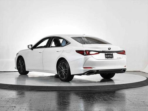 2024 Lexus ES 350 Base