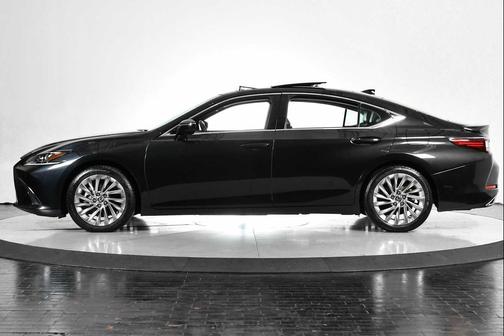 2022 Lexus ES 350 Luxury