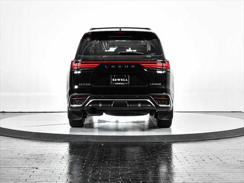 2022 Lexus LX 600 Base