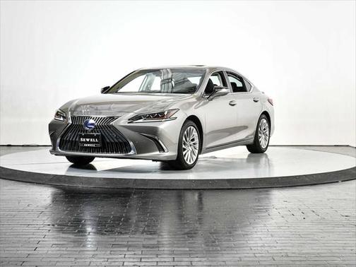 2020 Lexus ES 300h Ultra Luxury