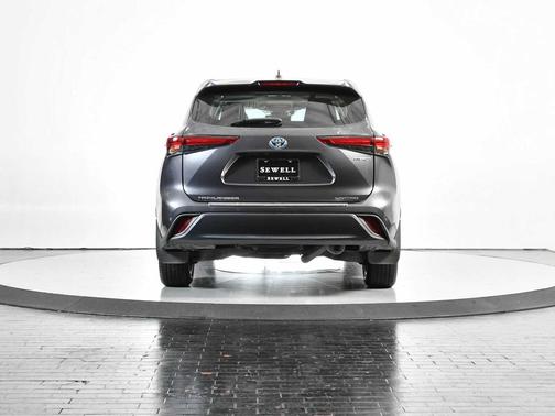 2021 Toyota Highlander Hybrid Limited