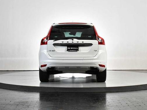2016 Volvo XC60 T5 Drive-E Premier