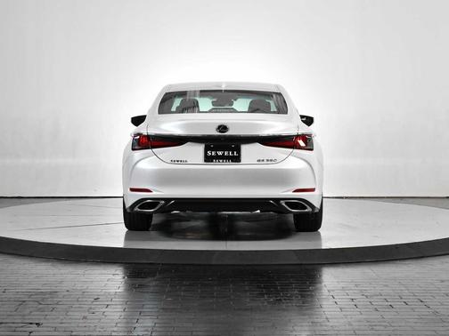 2024 Lexus ES 350 Base