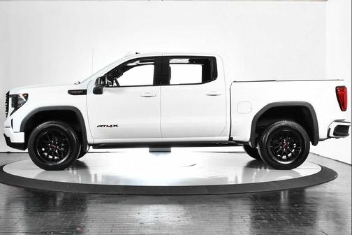 Summit White 2022 GMC Sierra 1500 AT4X