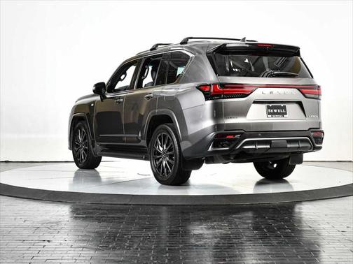 2022 Lexus LX 600 Base