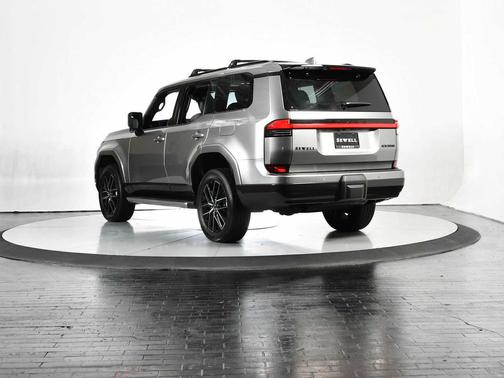 Atomic Silver 2025 Lexus GX 550 Premium+