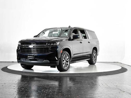 2023 Chevrolet Suburban LT