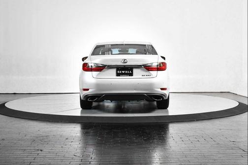 2017 Lexus ES 350 Base