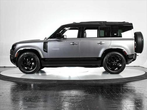 2023 Land Rover Defender 110 X-Dynamic SE