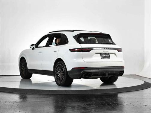 2023 Porsche Cayenne AWD
