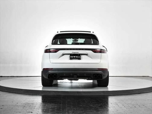 2023 Porsche Cayenne AWD