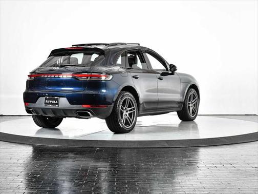 2021 Porsche Macan Base